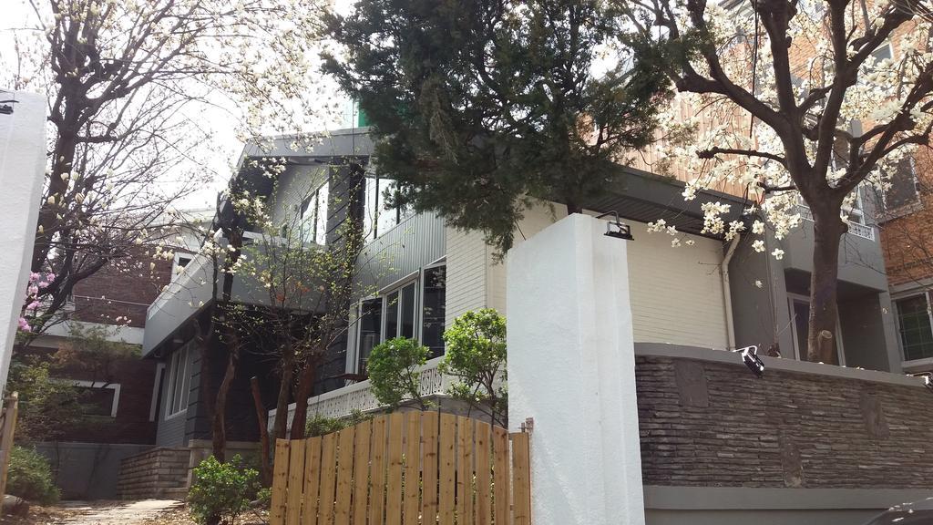 Naru Guesthouse Seoul Exterior photo